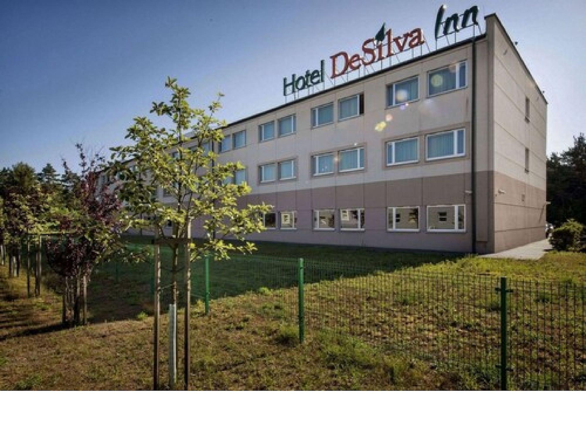 Desilva Inn Katowice Airport Pyrzowice Exterior foto